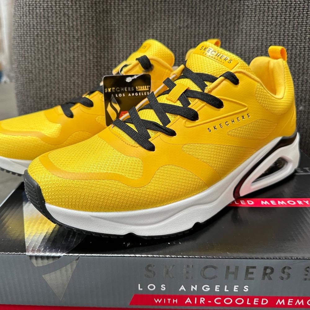 Sketchers shoes